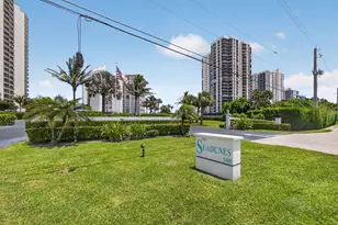 5400 N Ocean Dr, Singer Island, FL 33404 - Photo 35