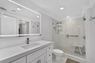 5400 N Ocean Dr, Singer Island, FL 33404 - Photo 57