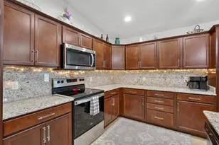 21 Monterey Way, Port Saint Lucie, FL 34952 - Photo 17