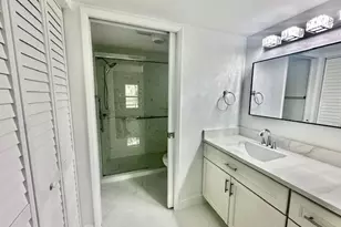 9071 Tracy Ct, Boca Raton, FL 33496 - Photo 11