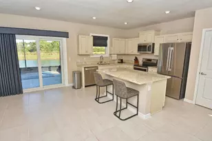 3524 Carriage Pointe Cir, Fort Pierce, FL 34981 - Photo 9