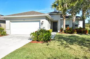 3524 Carriage Pointe Cir, Fort Pierce, FL 34981 - Photo 1