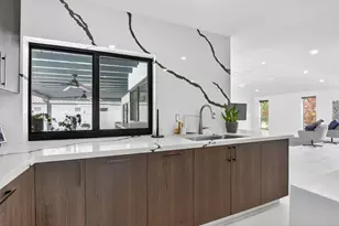 20833 Sonrisa Way, Boca Raton, FL 33433 - Photo 17