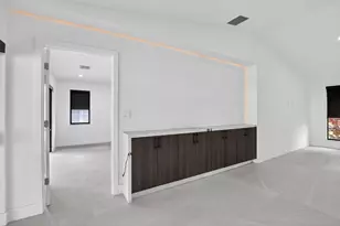 20833 Sonrisa Way, Boca Raton, FL 33433 - Photo 9