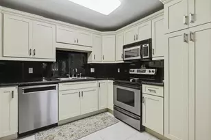 129 S Golfview Rd, Lake Worth Beach, FL 33460 - Photo 15