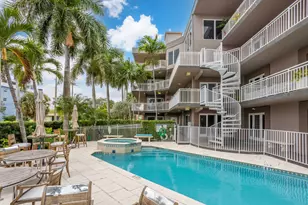 129 S Golfview Rd, Lake Worth Beach, FL 33460 - Photo 3