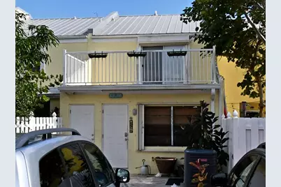 2805 N Highway A1A #B, Fort Pierce, FL 34949 - Photo 1