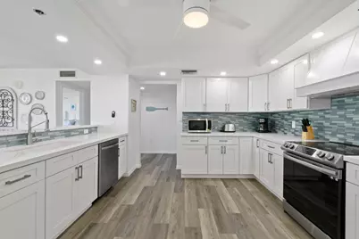 5047 N Highway A1A #404, Hutchinson Island, FL 34949 - Photo 15