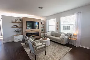 12017 SW Knightsbridge Ln, Port Saint Lucie, FL 34987 - Photo 3