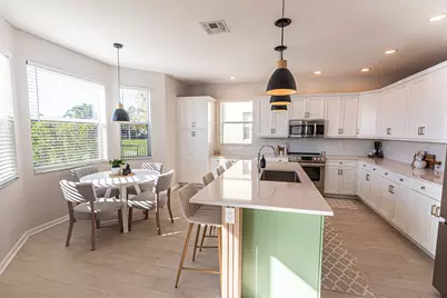 12017 SW Knightsbridge Lane, Port Saint Lucie, FL 34987 - Photo 9