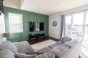 12017 SW Knightsbridge Ln, Port Saint Lucie, FL 34987 - Photo 11