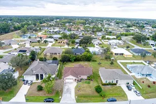 6927 NW Hershy Cir, Port Saint Lucie, FL 34953 - Photo 41