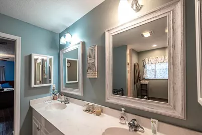 6927 NW Hershy Circle, Port Saint Lucie, FL 34983 - Photo 17