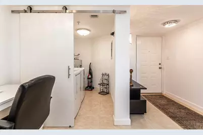 1915 Lavers Circle #E109, Delray Beach, FL 33444 - Photo 7