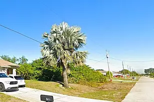 2706 27th St SW, Lehigh Acres, FL 33976 - Photo 1