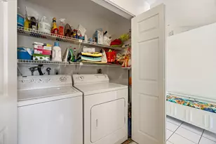 7673 Tahiti Ln, Lake Worth, FL 33467 - Photo 13