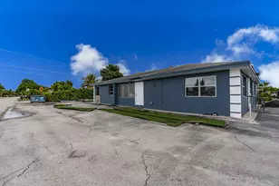 945 Miner Rd, Lake Worth, FL 33462 - Photo 7