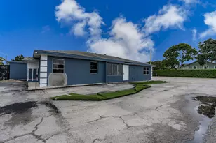 945 Miner Rd, Lake Worth, FL 33462 - Photo 9