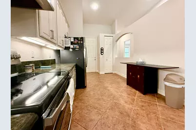 6525 Oxford Circle #103, Vero Beach, FL 32966 - Photo 9