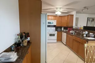 244 Grantham C, Deerfield Beach, FL 33442 - Photo 5