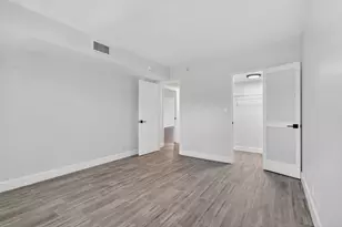 545 Oaks Ln, Pompano Beach, FL 33069 - Photo 17