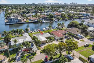 752 Lagoon Dr, North Palm Beach, FL 33408 - Photo 13