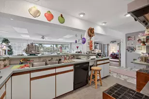 752 Lagoon Dr, North Palm Beach, FL 33408 - Photo 53