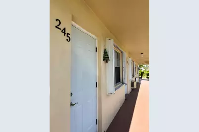 245 Northampton M, West Palm Beach, FL 33417 - Photo 7