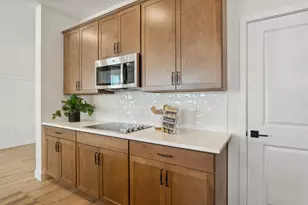 192 SE Birch Ter, Stuart, FL 34997 - Photo 5