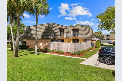 2410 24th Way, West Palm Beach, FL 33407 - Photo 37