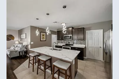 10086 SW Newberry Avenue, Port Saint Lucie, FL 34987 - Photo 7