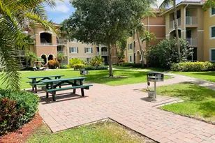 6521 Emerald Dunes Dr, West Palm Beach, FL 33411 - Photo 29