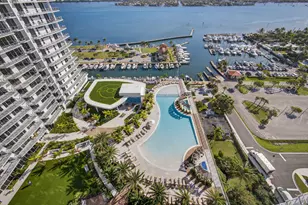 220 Lake Shore Dr, West Palm Beach, FL 33403 - Photo 15