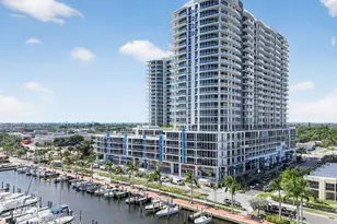 220 Lake Shore Dr, West Palm Beach, FL 33403 - Photo 1