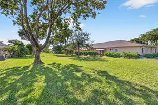 1320 High Point Pl S, Delray Beach, FL 33445 - Photo 41