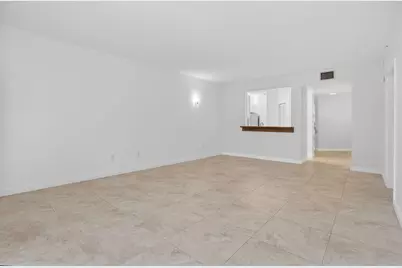 800 Uno Lago Drive #102, North Palm Beach, FL 33408 - Photo 13