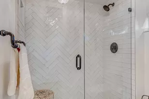 5560 Tamberlane Cir, Palm Beach Gardens, FL 33418 - Photo 15