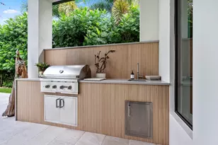 401 NE 2nd St, Boca Raton, FL 33432 - Photo 79