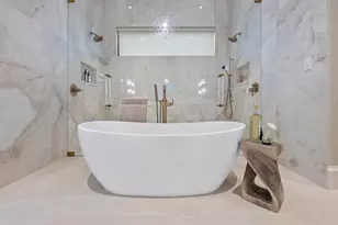 401 NE 2nd St, Boca Raton, FL 33432 - Photo 51