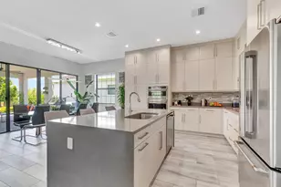 2828 Gin Berry Way, West Palm Beach, FL 33401 - Photo 13