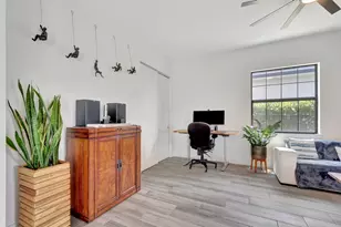 2828 Gin Berry Way, West Palm Beach, FL 33401 - Photo 25