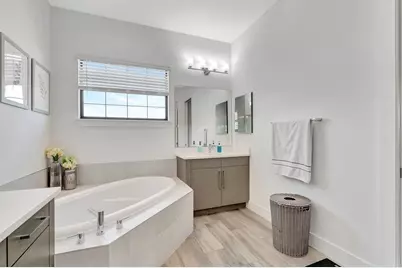 2828 Gin Berry Way, West Palm Beach, FL 33401 - Photo 41