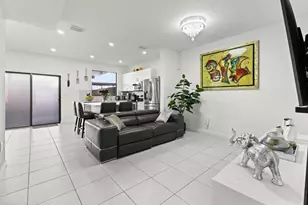 23426 SW 127th Pl, Homestead, FL 33032 - Photo 5