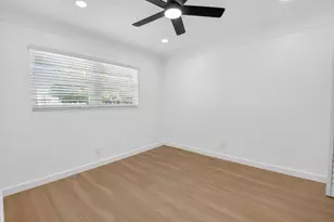 379 NW 23rd St, Boca Raton, FL 33431 - Photo 27