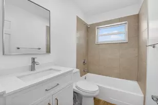 379 NW 23rd St, Boca Raton, FL 33431 - Photo 25