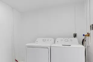 379 NW 23rd St, Boca Raton, FL 33431 - Photo 9