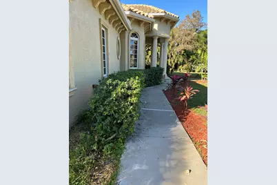 16684 62nd Road N, The Acreage, FL 33470 - Photo 13