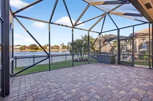 11731 SW Crestwood Cir, Port Saint Lucie, FL 34987 - Photo 7