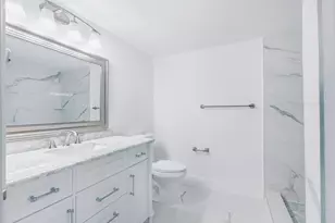 600 Parkview Dr, Hallandale Beach, FL 33009 - Photo 25