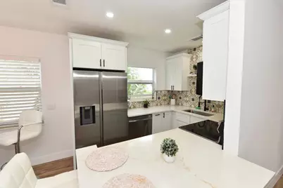 112 Salisbury #E, West Palm Beach, FL 33417 - Photo 3